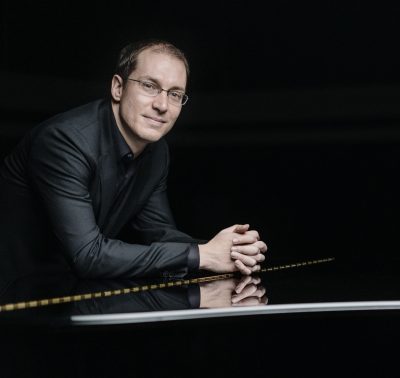 Gilles von Sattel pianist
Photo: Marco Borggreve